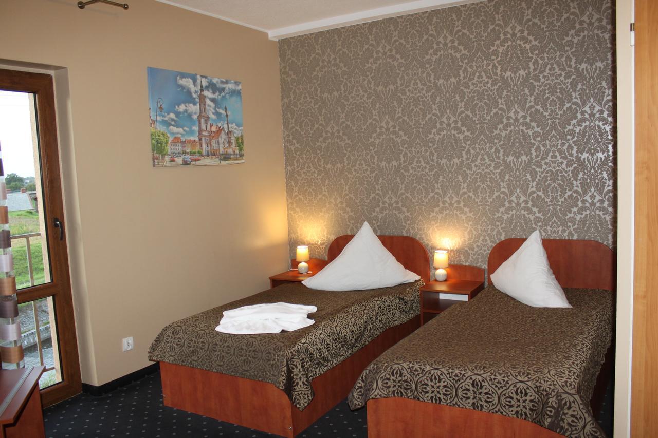 Hotel Oaza Прудник Экстерьер фото