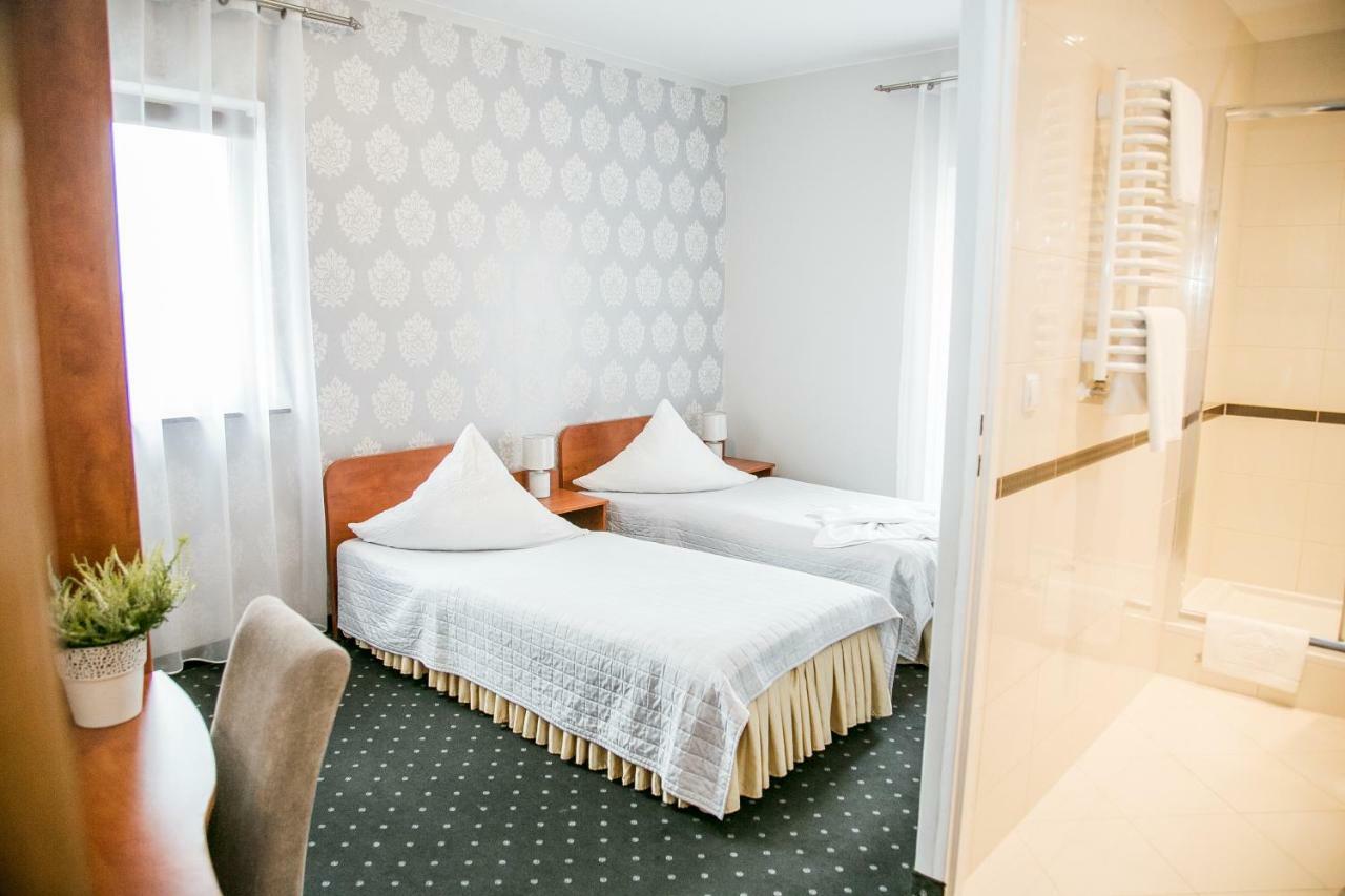 Hotel Oaza Прудник Экстерьер фото